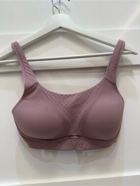 lululemon athletica Wireless Support Bra in Dusty Mauve